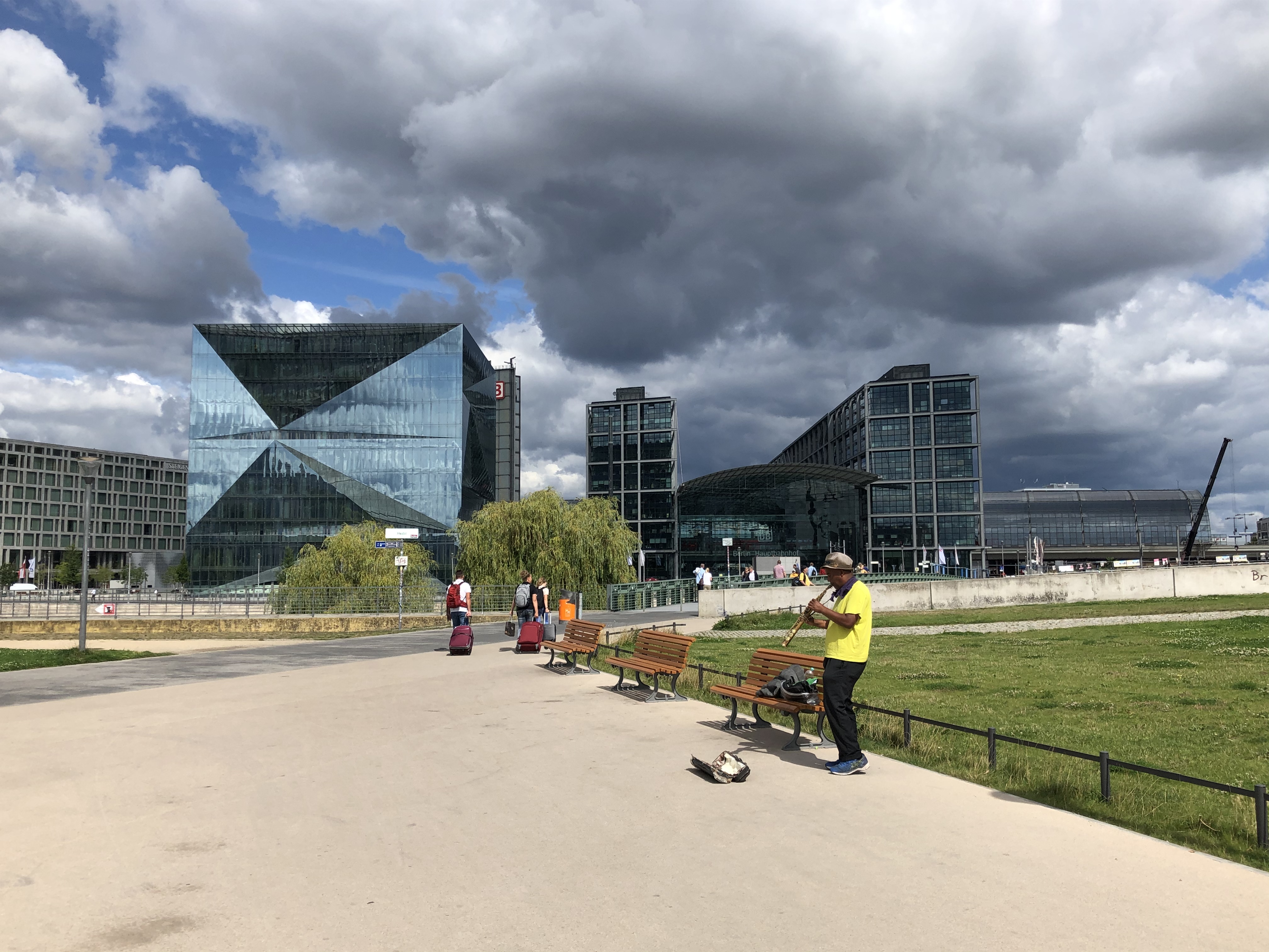 7F0BFF1F-DEF2-4D38-B900-9A2FE28E098E