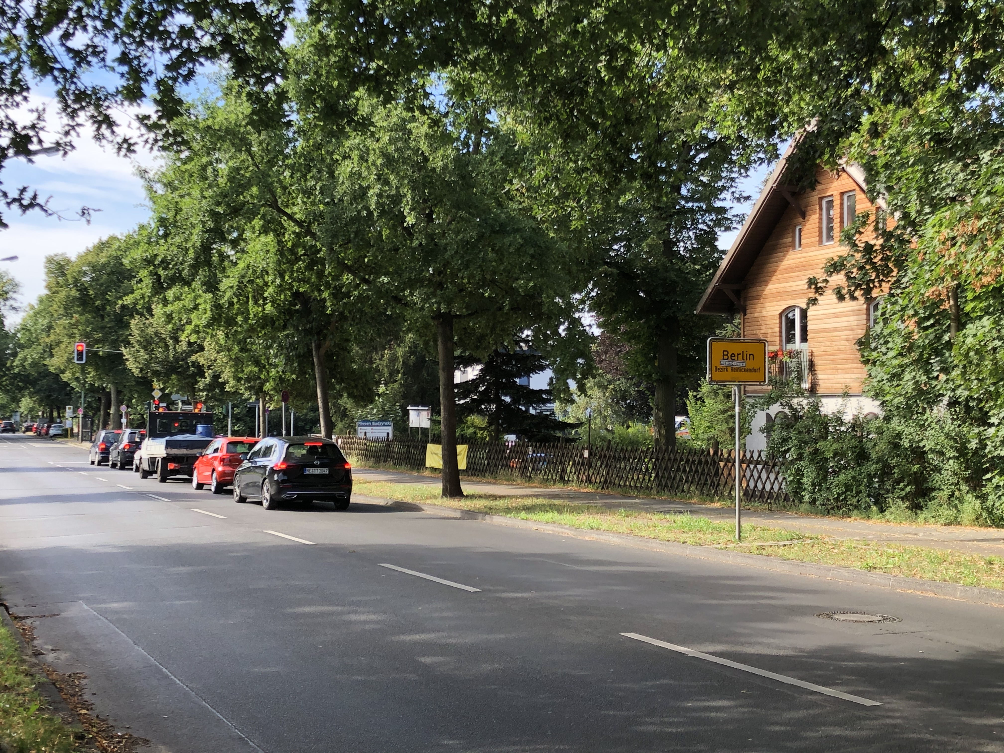 CC06E580-CA29-4B33-BCAD-EEA85BAF3E04